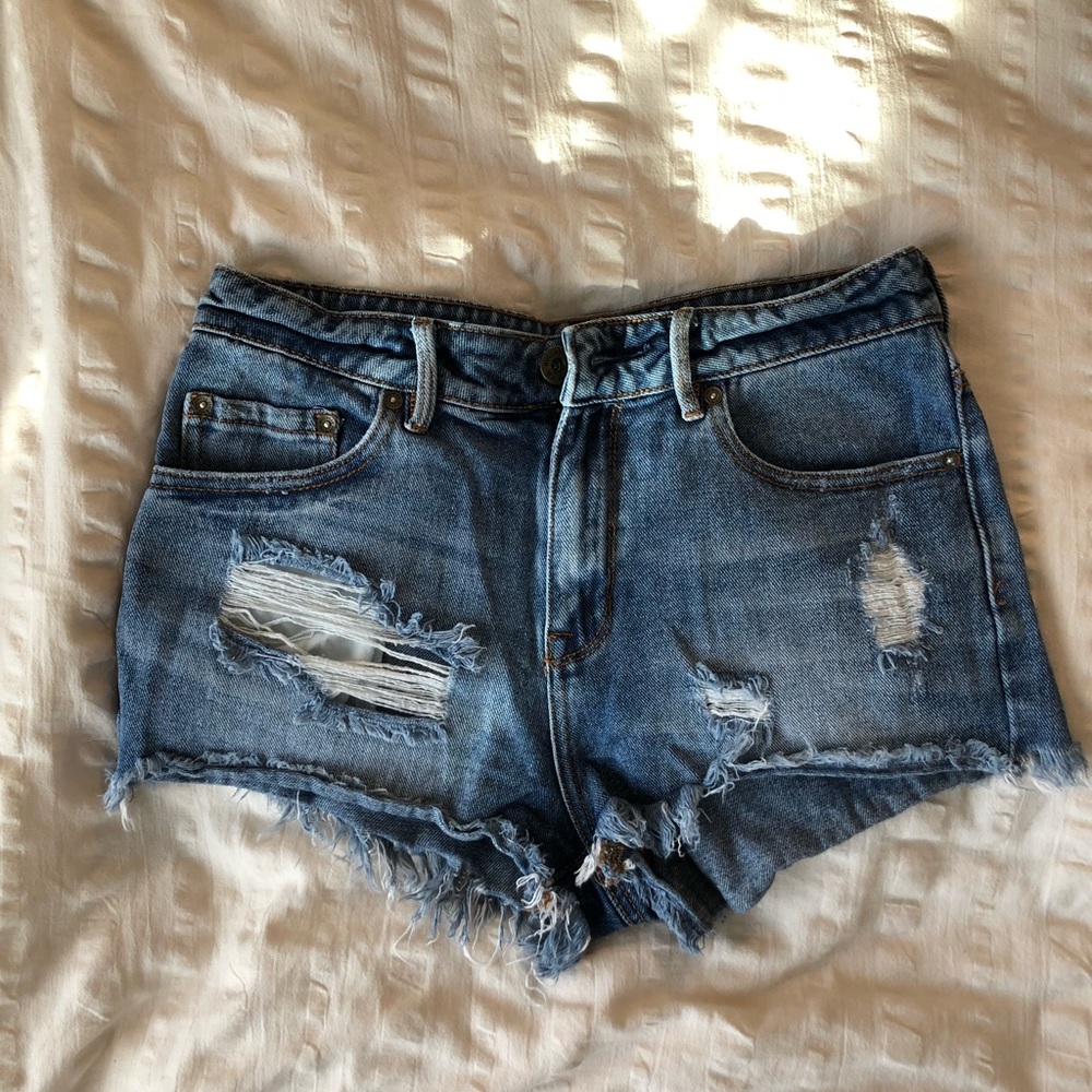 Bullhead Denim Co. high Rise Denim shorts